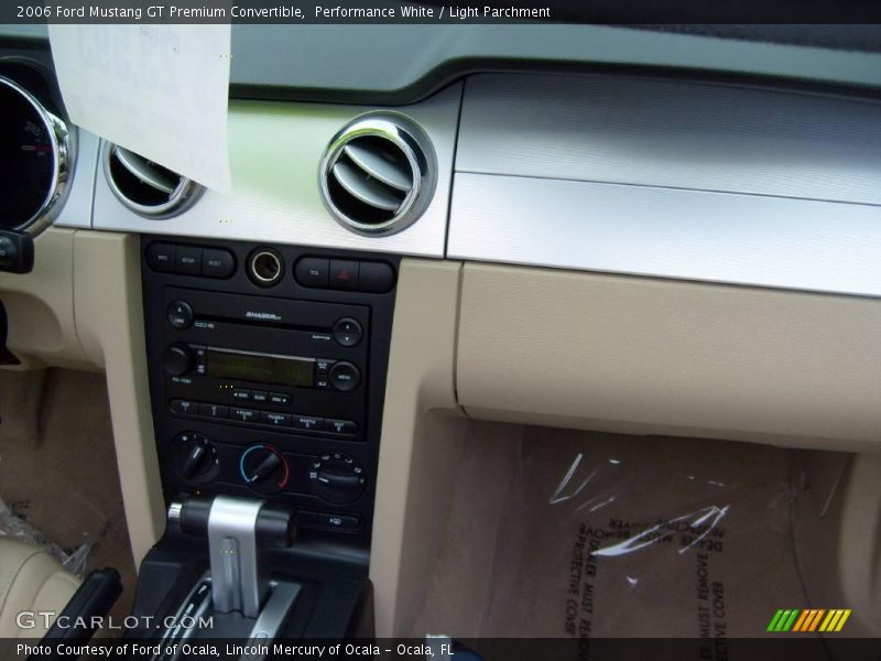Performance White / Light Parchment 2006 Ford Mustang GT Premium Convertible