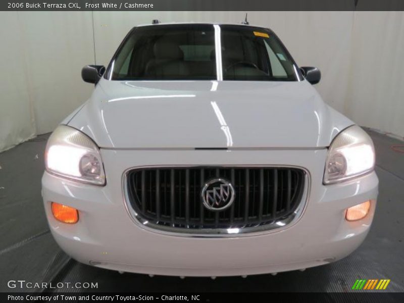 Frost White / Cashmere 2006 Buick Terraza CXL