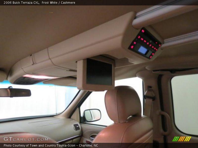 Frost White / Cashmere 2006 Buick Terraza CXL