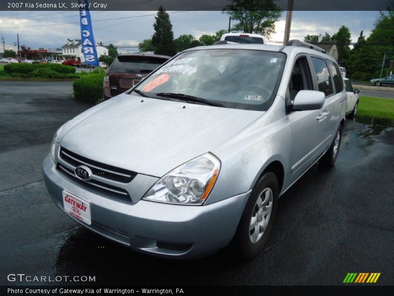 Silver / Gray 2007 Kia Sedona LX