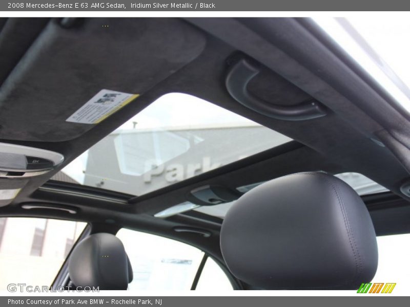 Sunroof of 2008 E 63 AMG Sedan