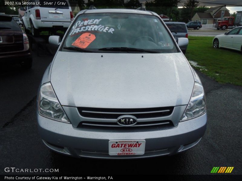 Silver / Gray 2007 Kia Sedona LX