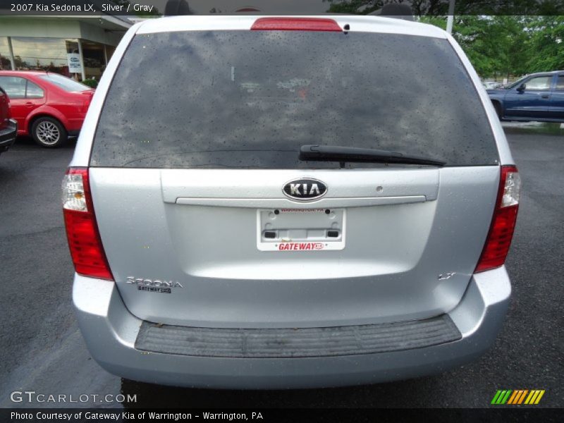 Silver / Gray 2007 Kia Sedona LX