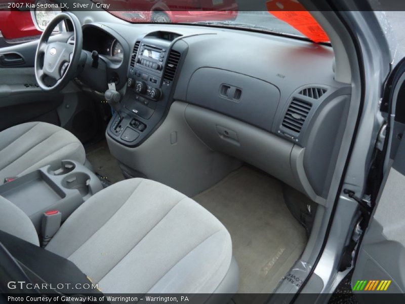 Silver / Gray 2007 Kia Sedona LX
