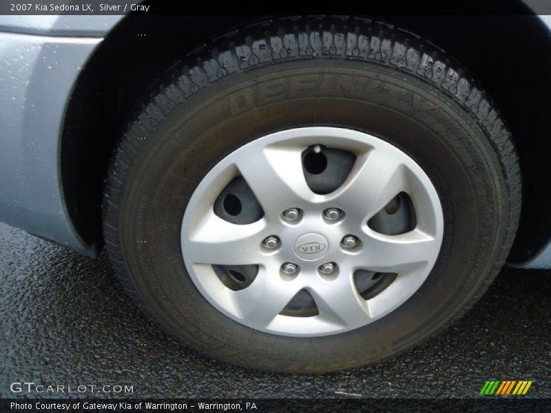 Silver / Gray 2007 Kia Sedona LX