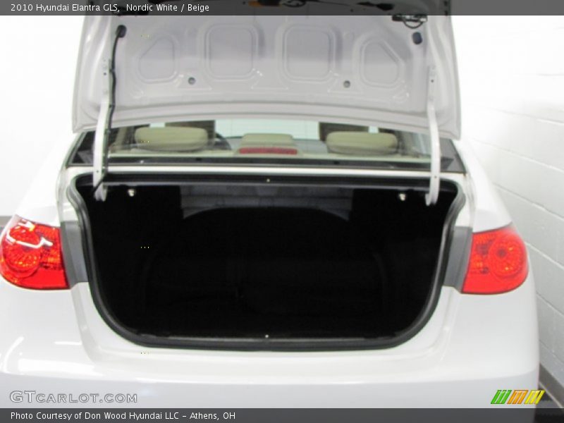 Nordic White / Beige 2010 Hyundai Elantra GLS
