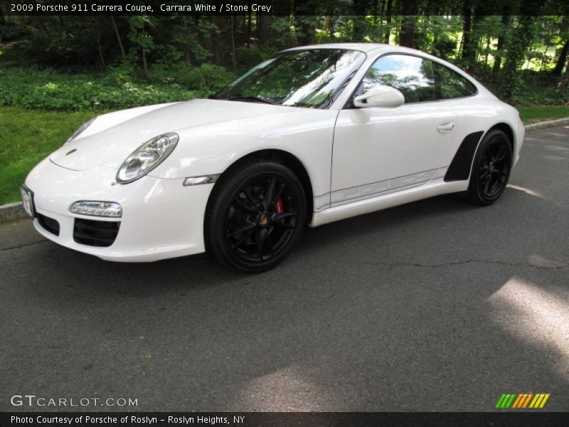 Front 3/4 View of 2009 911 Carrera Coupe