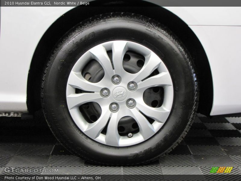 Nordic White / Beige 2010 Hyundai Elantra GLS