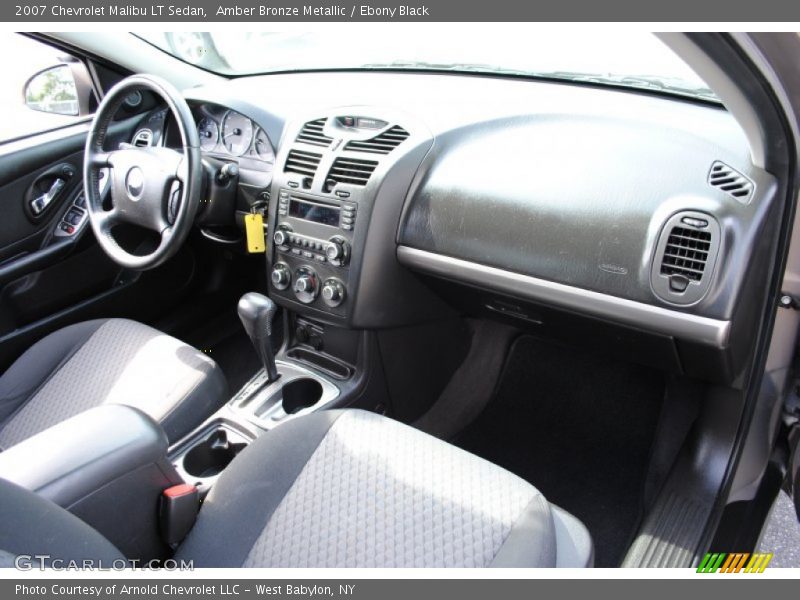 Dashboard of 2007 Malibu LT Sedan
