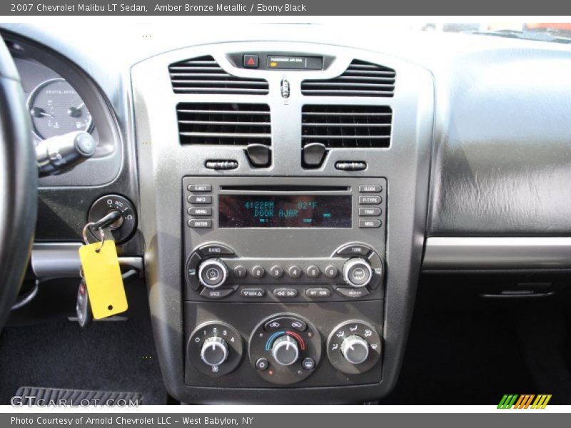 Controls of 2007 Malibu LT Sedan