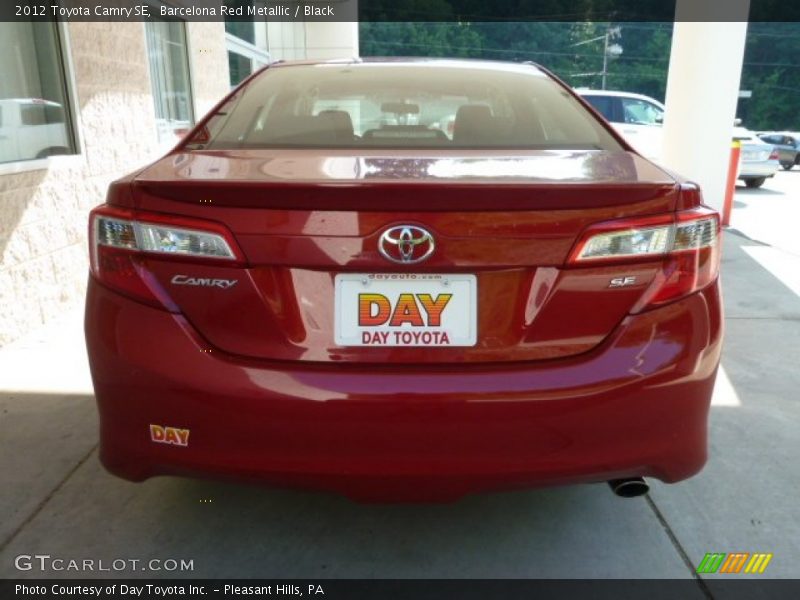 Barcelona Red Metallic / Black 2012 Toyota Camry SE