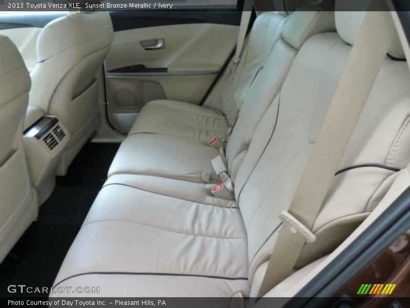  2013 Venza XLE Ivory Interior