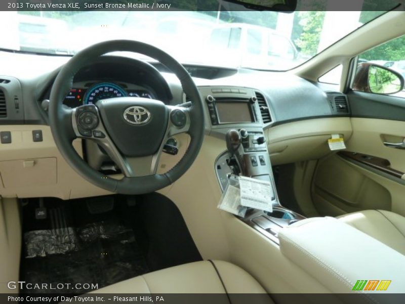 Dashboard of 2013 Venza XLE