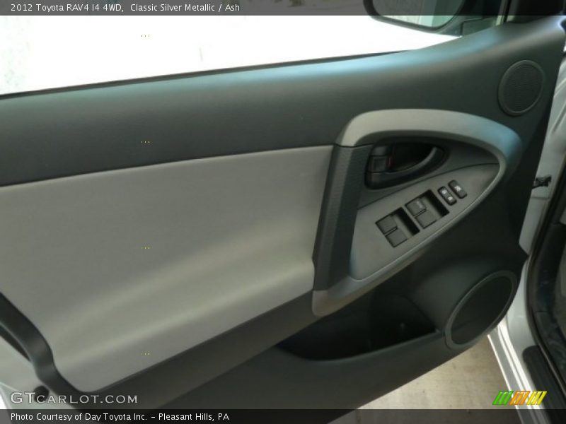 Classic Silver Metallic / Ash 2012 Toyota RAV4 I4 4WD
