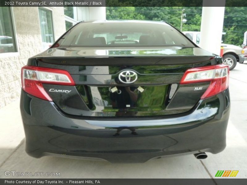 Attitude Black Metallic / Black 2012 Toyota Camry SE