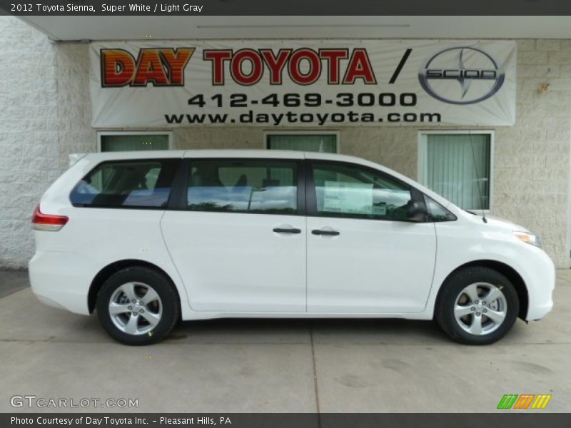 Super White / Light Gray 2012 Toyota Sienna