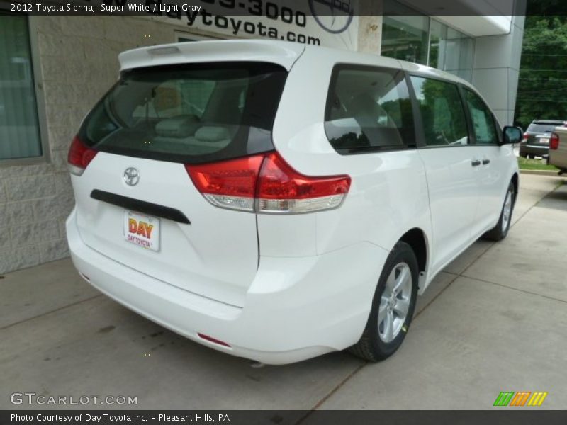 Super White / Light Gray 2012 Toyota Sienna