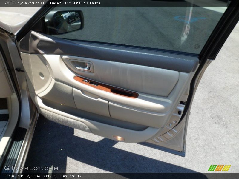 Desert Sand Metallic / Taupe 2002 Toyota Avalon XLS