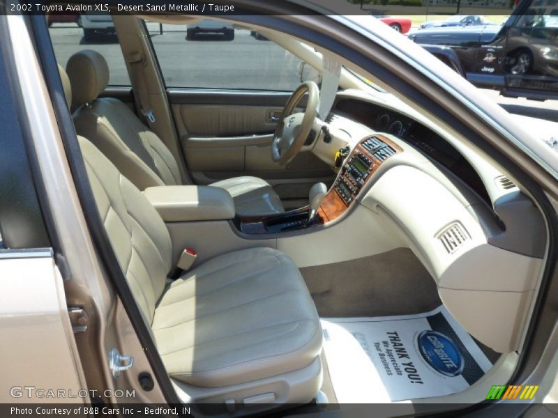 Desert Sand Metallic / Taupe 2002 Toyota Avalon XLS