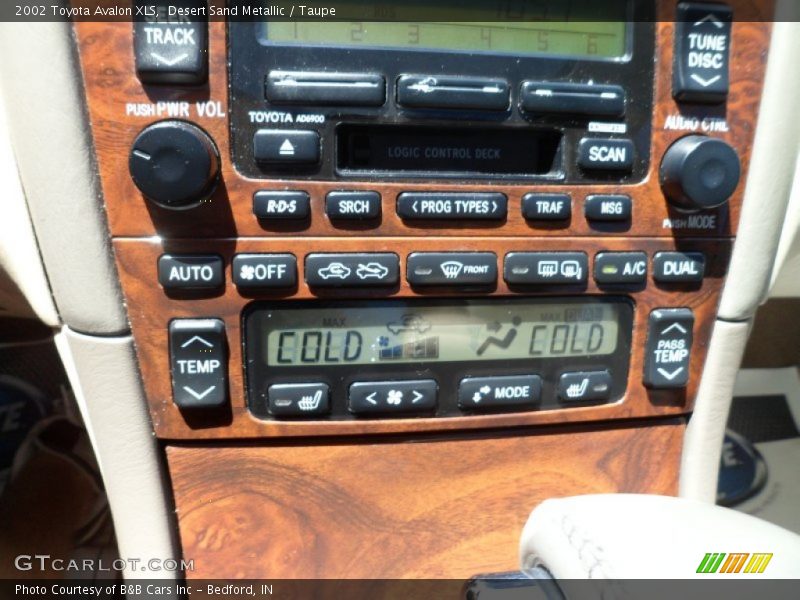 Desert Sand Metallic / Taupe 2002 Toyota Avalon XLS