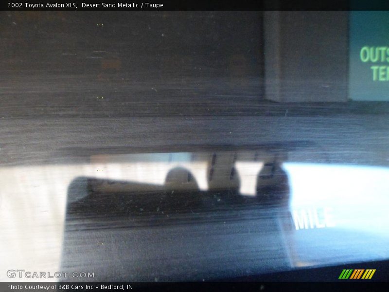 Desert Sand Metallic / Taupe 2002 Toyota Avalon XLS