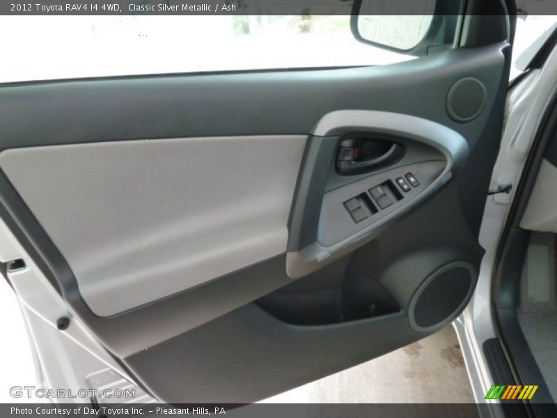 Classic Silver Metallic / Ash 2012 Toyota RAV4 I4 4WD