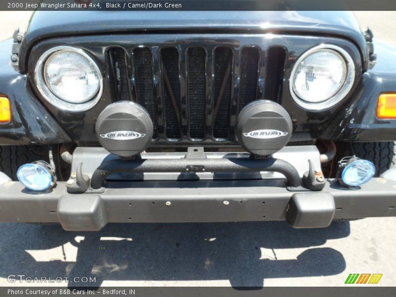 Black / Camel/Dark Green 2000 Jeep Wrangler Sahara 4x4