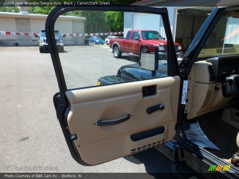 Black / Camel/Dark Green 2000 Jeep Wrangler Sahara 4x4