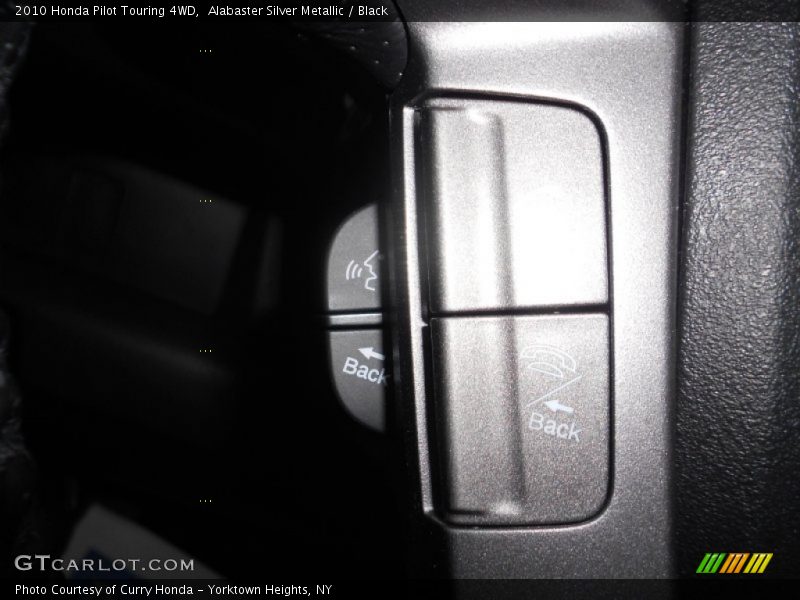 Alabaster Silver Metallic / Black 2010 Honda Pilot Touring 4WD