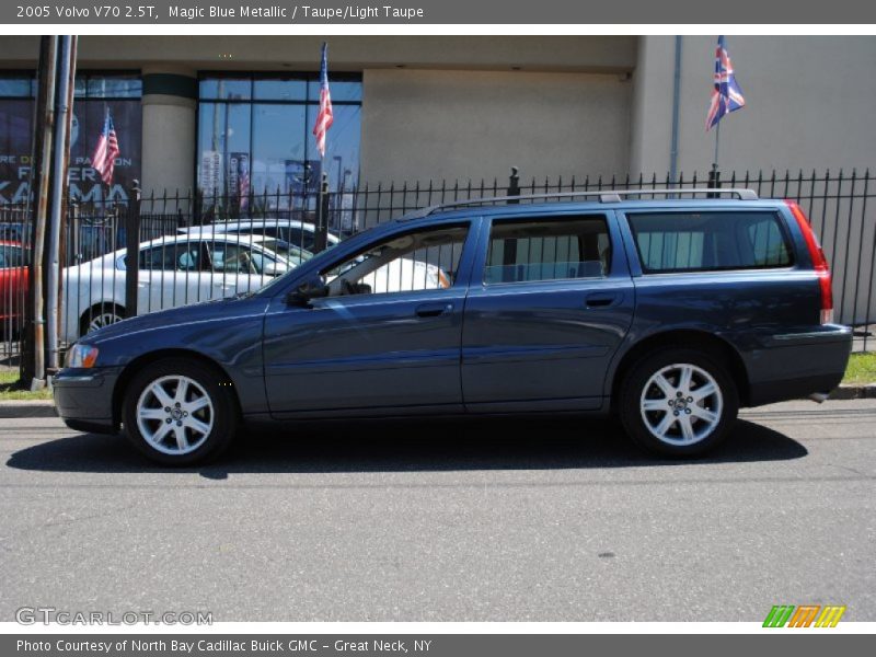 Magic Blue Metallic / Taupe/Light Taupe 2005 Volvo V70 2.5T