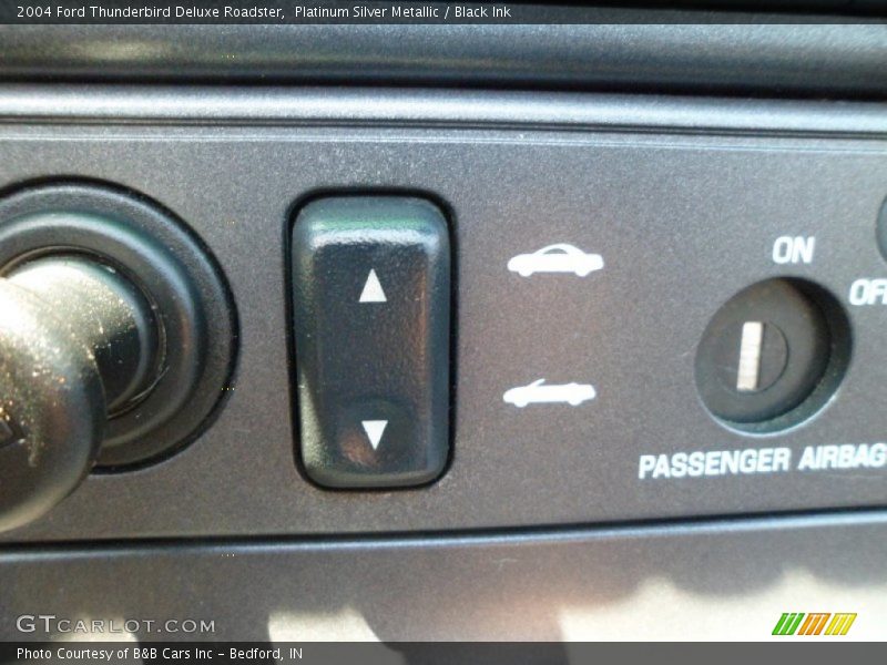 Platinum Silver Metallic / Black Ink 2004 Ford Thunderbird Deluxe Roadster