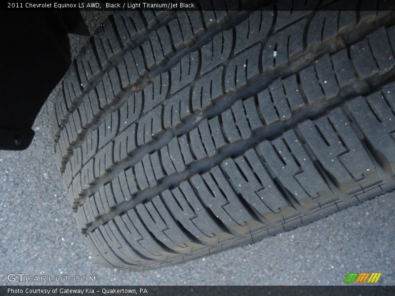 Black / Light Titanium/Jet Black 2011 Chevrolet Equinox LS AWD