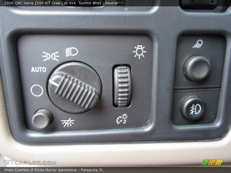 Controls of 2006 Sierra 1500 SLT Crew Cab 4x4