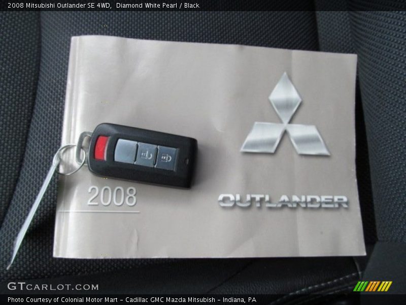 Diamond White Pearl / Black 2008 Mitsubishi Outlander SE 4WD