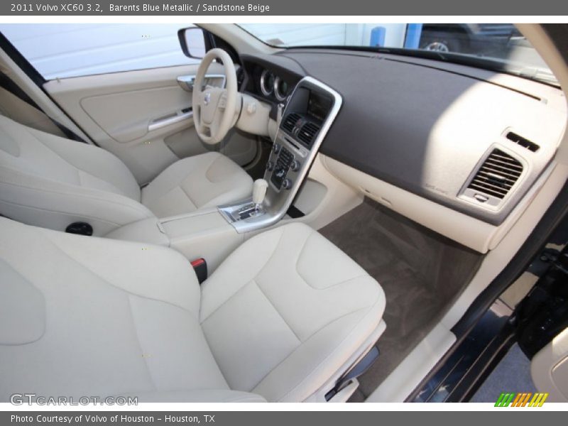 Barents Blue Metallic / Sandstone Beige 2011 Volvo XC60 3.2