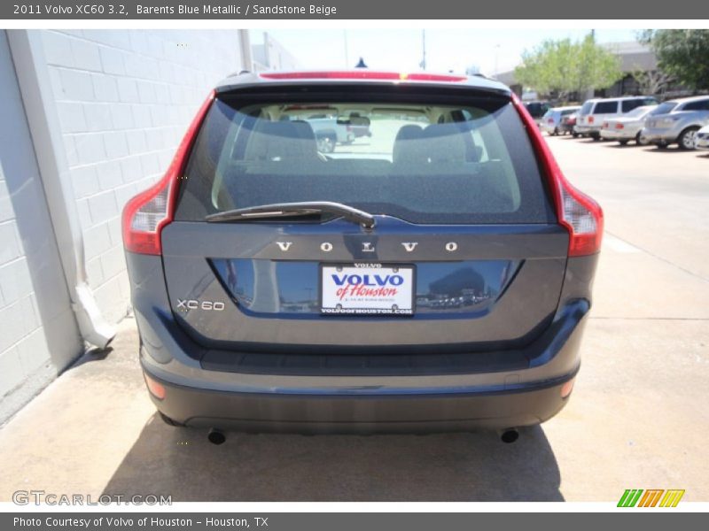 Barents Blue Metallic / Sandstone Beige 2011 Volvo XC60 3.2