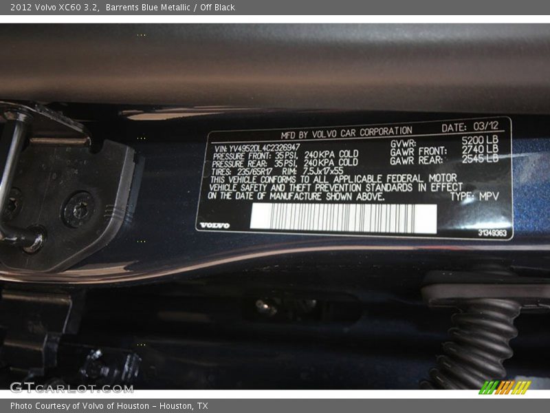 Barrents Blue Metallic / Off Black 2012 Volvo XC60 3.2