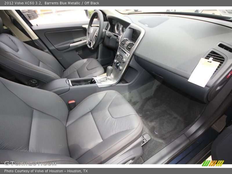 Barrents Blue Metallic / Off Black 2012 Volvo XC60 3.2