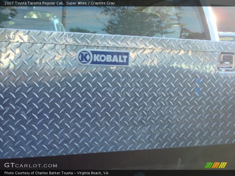 Super White / Graphite Gray 2007 Toyota Tacoma Regular Cab
