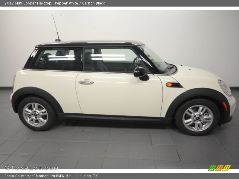 Pepper White / Carbon Black 2012 Mini Cooper Hardtop