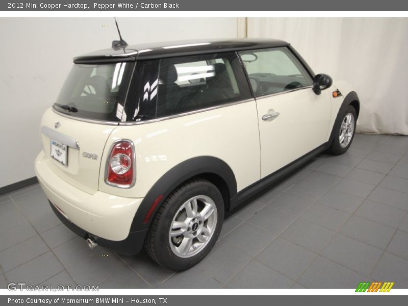 Pepper White / Carbon Black 2012 Mini Cooper Hardtop