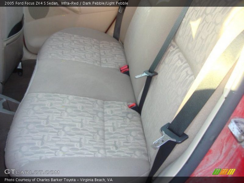 Infra-Red / Dark Pebble/Light Pebble 2005 Ford Focus ZX4 S Sedan