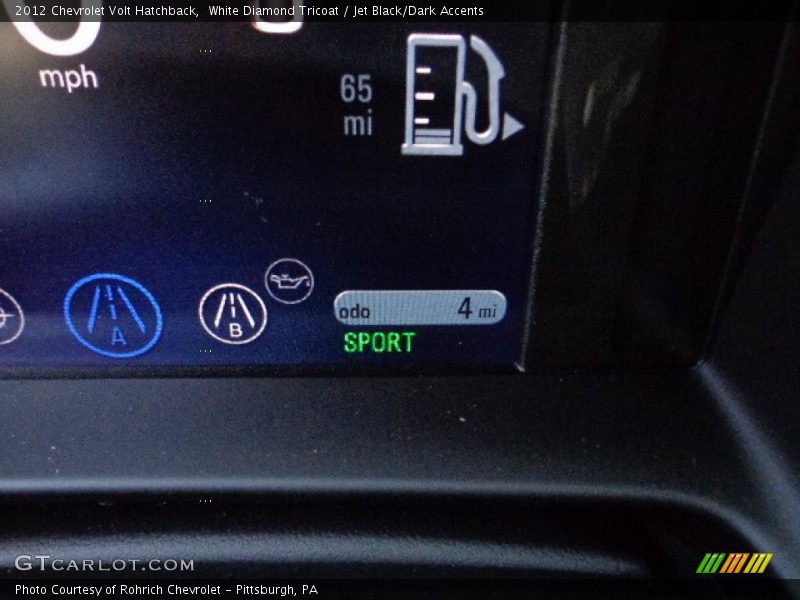 White Diamond Tricoat / Jet Black/Dark Accents 2012 Chevrolet Volt Hatchback