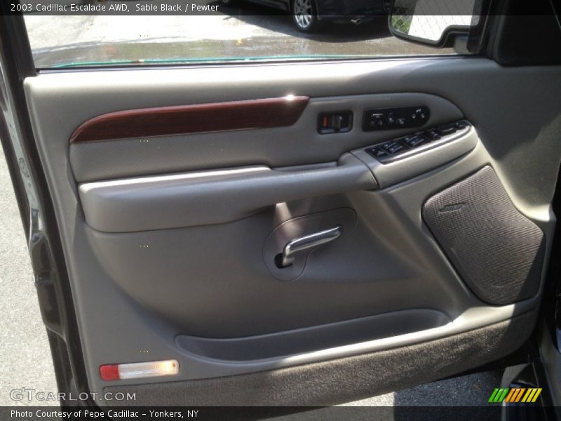 Sable Black / Pewter 2003 Cadillac Escalade AWD