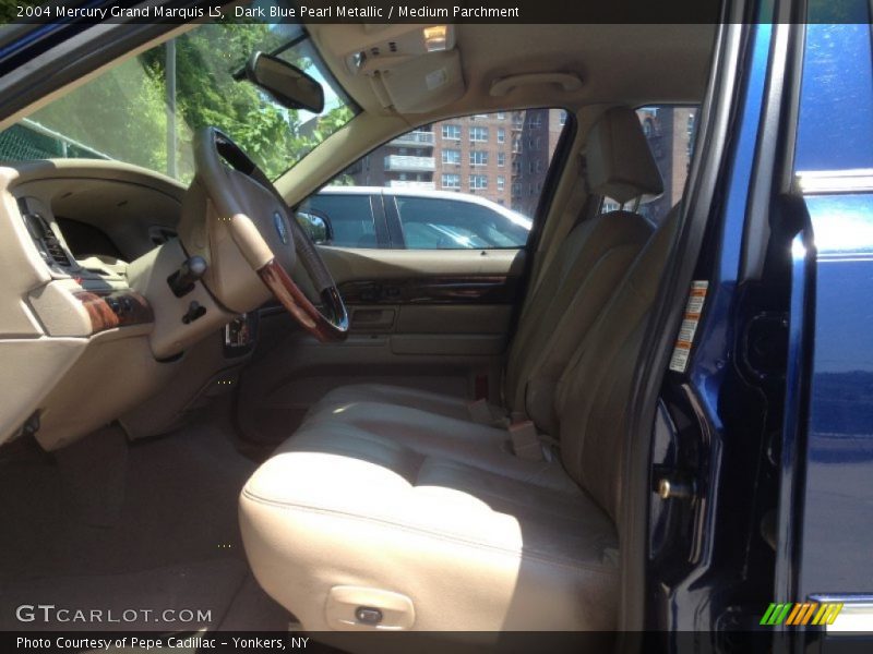 Front Seat of 2004 Grand Marquis LS