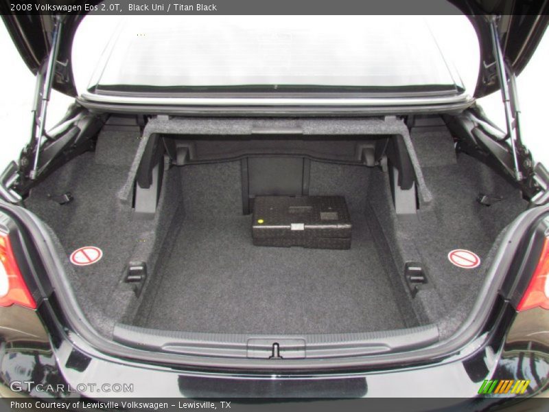  2008 Eos 2.0T Trunk