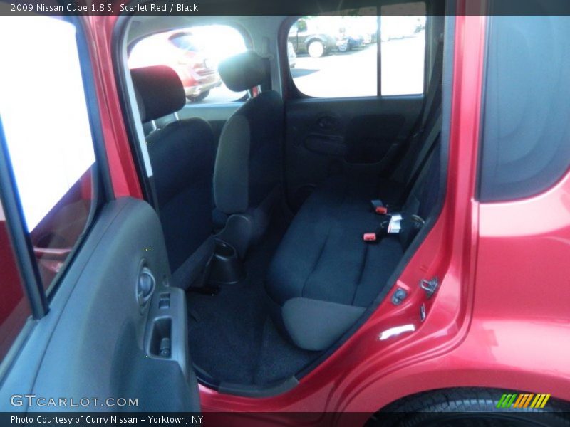 Scarlet Red / Black 2009 Nissan Cube 1.8 S