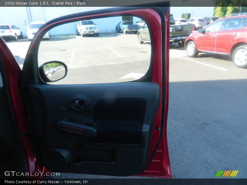Scarlet Red / Black 2009 Nissan Cube 1.8 S