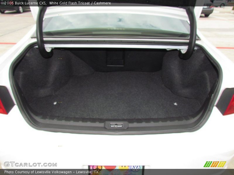 White Gold Flash Tricoat / Cashmere 2006 Buick Lucerne CXS