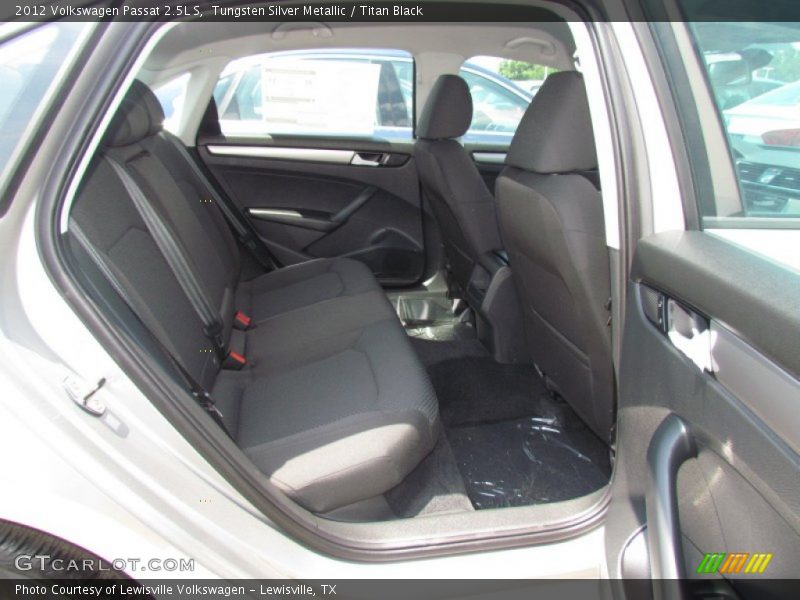Tungsten Silver Metallic / Titan Black 2012 Volkswagen Passat 2.5L S